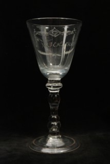 Chalice glass engraved with cartouche with FRIENDSHIP, wineglass drinking glass drinking utensils tableware holder glass lead