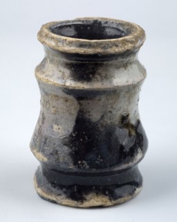 Pottery ointment jar, tapered with three constrictions, failed glaze layer, ointment jar pot holder soil find ceramic