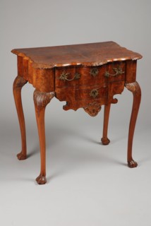 Rococo wall table, side table table furniture interior design wood oak walnut burr walnut brass, Cab sewer legs with carving