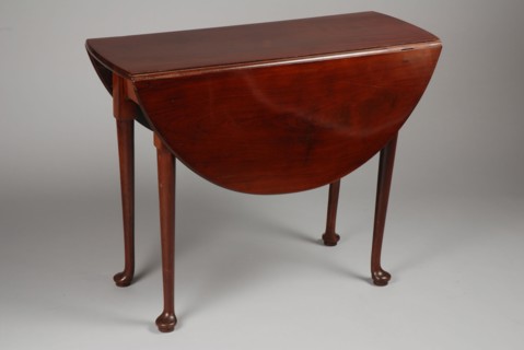 Mahogany oval Queen Anne hanging table, hanging table folding table table furniture interior design wood mahogany metal, folded