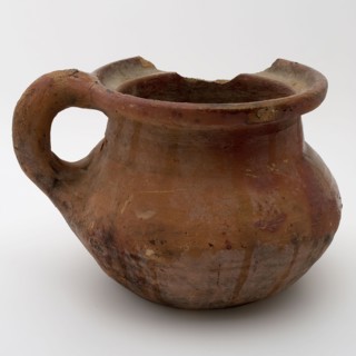 Pottery room comfort with curved bottom, sausage ear, straight neck and double conical belly, pot holder sanitary soil find