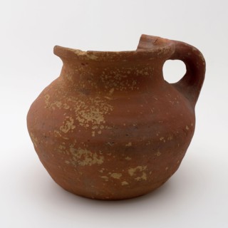 Pottery room comfort with curved bottom, sausage ear, straight neck, red annealed earthenware, pot holder sanitary earthenware