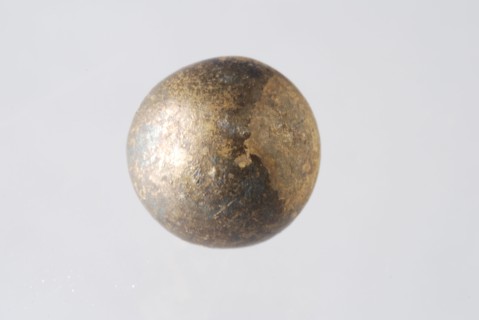 Metal knot, semi-circular and undecorated, knot clothing accessory clothing soil find copper brass tin metal, cast Half round