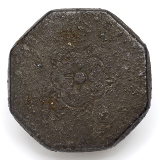 Metal button, octagonal, in the middle rose, knot clothing accessory clothing soil find copper brass metal, engraved Flat metal