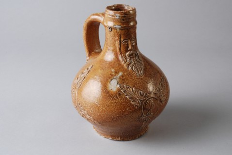 Stoneware barb jug, small and round ball with beard, portrait medallions and acanthus leaves, Bartmann juggejug tableware holder