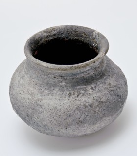 Pottery ball pot, ball pot cooking pot tableware holder kitchenware earthenware ceramic pottery, hand-shaped hand-turned baked