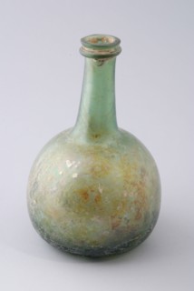 Small belly bottle with conical neck, bottle bottle holder soil found glass glass, free blown Small belly bottle
