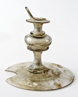 Fragment of foot, trunk and calyx of chalice, drinking glass drinking utensils tableware holder soil find glass, free blown