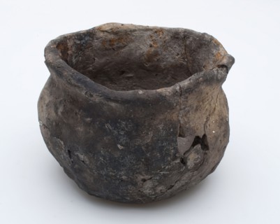 Pottery pot, small size, indigenous Roman pottery, pot holder soil find ceramic earthenware, hand-formed baked Small pot