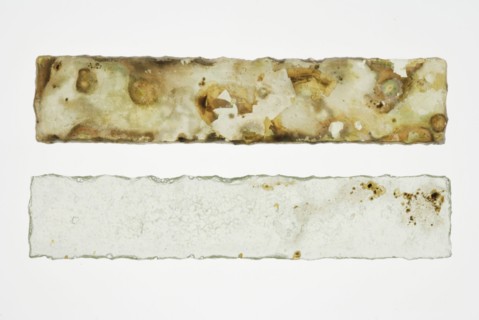Two small windows of greenish and clear window glass, window glass building material soil find glass, w 1.6 die-cast cut painted