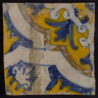 Ornament tile, diagonally across the tile white braid band motif, corner motif quarter rosette, wall tile tile sculpture ceramic