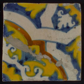 Ornament tile, diagonally across the tile white braid band motif, corner motif quarter rosette, wall tile tile sculpture ceramic