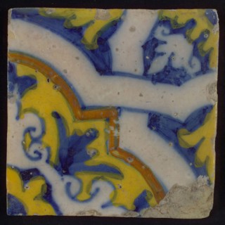 Ornament tile, diagonally across the tile white braid band motif, corner motif quarter rosette, wall tile tile sculpture ceramic