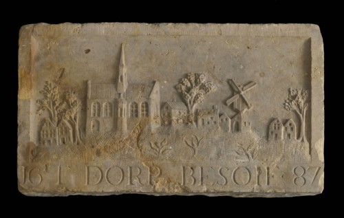 The brick of the village Besoie 1687, facing stone sculpture sculpture building component sandstone stone, sculpted Rectangular