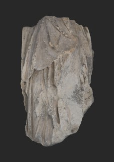 Fragment image in gown hull, sculpture footage fragment limestone stone, total (10397 tm 10400) ca 130 kg sculpted Fragment