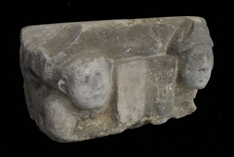 Console, two figures that keep the book open, console building element sandstone stone, sculpted Console with two figures