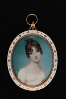 Portrait miniature of young woman, portrait miniature medallion painting visual material ivory paint watercolor enamel ivory