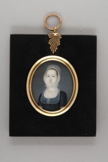 Portrait miniature by Geertruida Jacoba Moll, portrait miniature painting footage gold wood ivory paint watercolor ivory backing