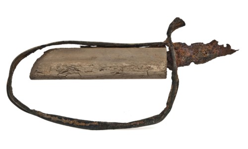 Handle in which handle with part of blade, toy table?, saber toy relaxant soil find iron wood metal, Oval open handle