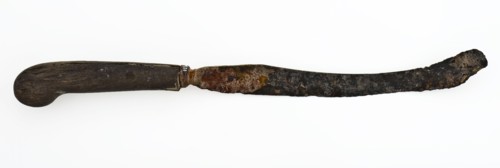 Knife with curved blade and wooden handle with thickened end, knife cutlery soil find iron wood metal, Long backward curved