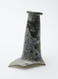 Fragment of shoulder, neck and lip of (medicine?) Bottle, medicine bottle? bottle holder soil find glass, cm - 1.6 cm