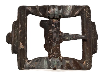 Rectangular buckle with strong profiled frame, shoe buckle, buckle fastener part soil find brass copper metal, cast Rectangular