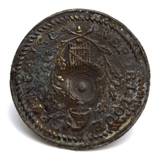 Medals button, button with text Republique Francaise, knot clothing accessory clothing ground find copper metal h 0.4, beaten