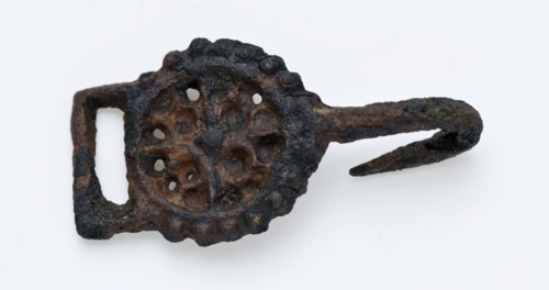 Coat hook or coat closure, rosette with eye and hook, closure clothing accessory clothing ground find copper metal, cast Open