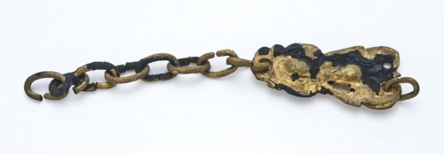 Necklace with oval links and metal plate on which female figure, chain soil find brass metal, Chain consisting of oval links