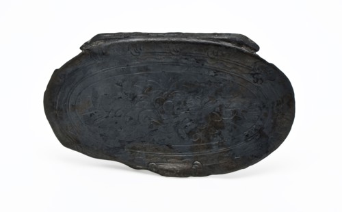Oval lid with floral ornaments, lid closure holder soil find silver tin metal, engraved Oval flat lid with bent edge and hinge