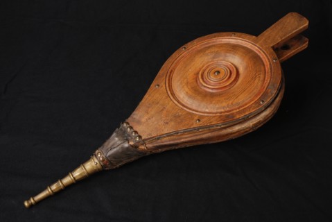 Wooden bellows with brass spouts, bellows equipment wood brass leather, d 5.5