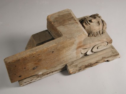 Sculpted console of gutter of Prinsenkerk, console building element carvings sculpture sculptures pine wood, sculpted sawn