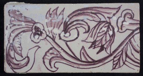 Rectangular purple border tile on white ground with sling, border tile wall tile tile sculpture ceramic earthenware glaze, baked