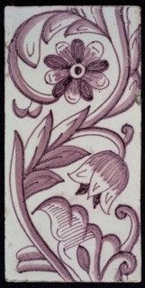 Rectangular edge tile in purple with hinged decor of tulip, with flower of ten oval petals, leaves, type of tulip fawn, yellow
