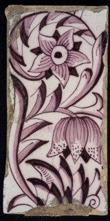 Rectangular edge tile in purple with sling decor of speckled tulip, flower with ten triangular petals, leaves, type of tulip