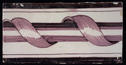Rectangular purple border tile, surrounded decor, surrounded column, with dark purple parallel lines as edge decoration, yellow