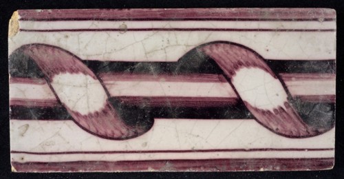 Rectangular purple border tile, surrounded decor, surrounded column, with dark purple parallel lines as edge decoration, brown