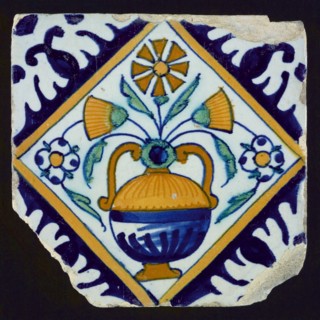 Flower tile with flower pot with five flowers, corner motif, with flowerpot on the back of the drawing, wall tile tile sculpture
