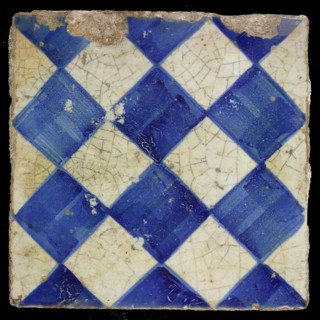 Ornament tile, checkerplate motif, small windows, floor tile tile images ceramic earthenware glaze, Blue on white with dark blue