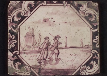 Scene tile, skating man and woman, in praise, wall tile tile sculpture ceramic earthenware glaze, baked 2x glazed painted Purple