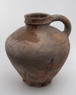 Large pottery water jug on eight stand lobes, narrow neck openings, grooved ear, water jug crockery holder soil find ceramic