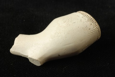 Clay pipe, unnoticed, early English pipe, double conic model with round heel, clay pipe smoking equipment smoke floor pottery