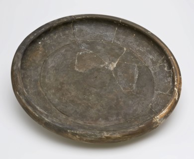 Roman round bowl, white shard, painted, brown-gray, curved edge, bowl holder soil find ceramic pottery paint, hand-turned fried