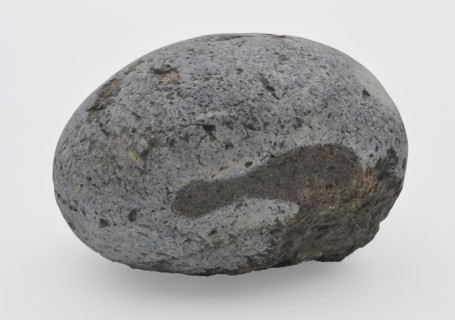 Gray smooth boulder of flint with round shape, flint lighter equipment soil find flint, Quite uniform flint kneaded pieces