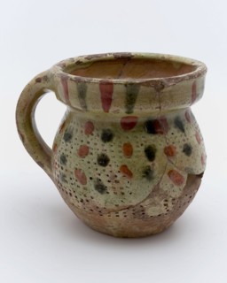 Spherical cup or cup of Weser earthenware with wheel stamping and sludge decor, cup drinking utensils tableware holder earth