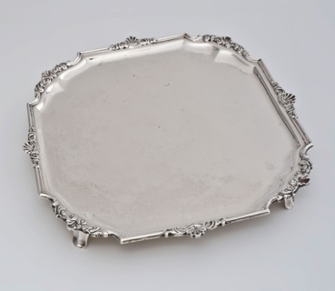 Silversmith: Michiel de Bruck, Silver tray, tray top holder silver, cast Square leaf with brace-shaped bevelled corners on four