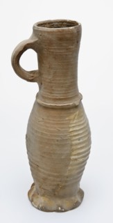 Stoneware jug, Jug or jacobakan, slim with cylindrical neck on pinched foot, Jug or jacobakan jug crockery holder soil find