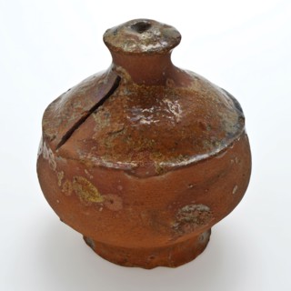 Pottery piggy bank, stocky model with button, upright ridge on the belly, piggy bank holder earth discovery ceramics earthenware