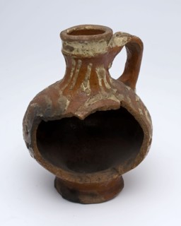 Pottery oil jug on stand with standing ear and silt decoration on the neck and belly, oil jug crockery holder soil find ceramic