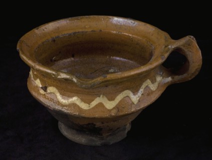 Pottery cup or toy cooking pot, stand ring, tapered with top edge, sludge decoration, cup crockery holder toy relaxant soil find